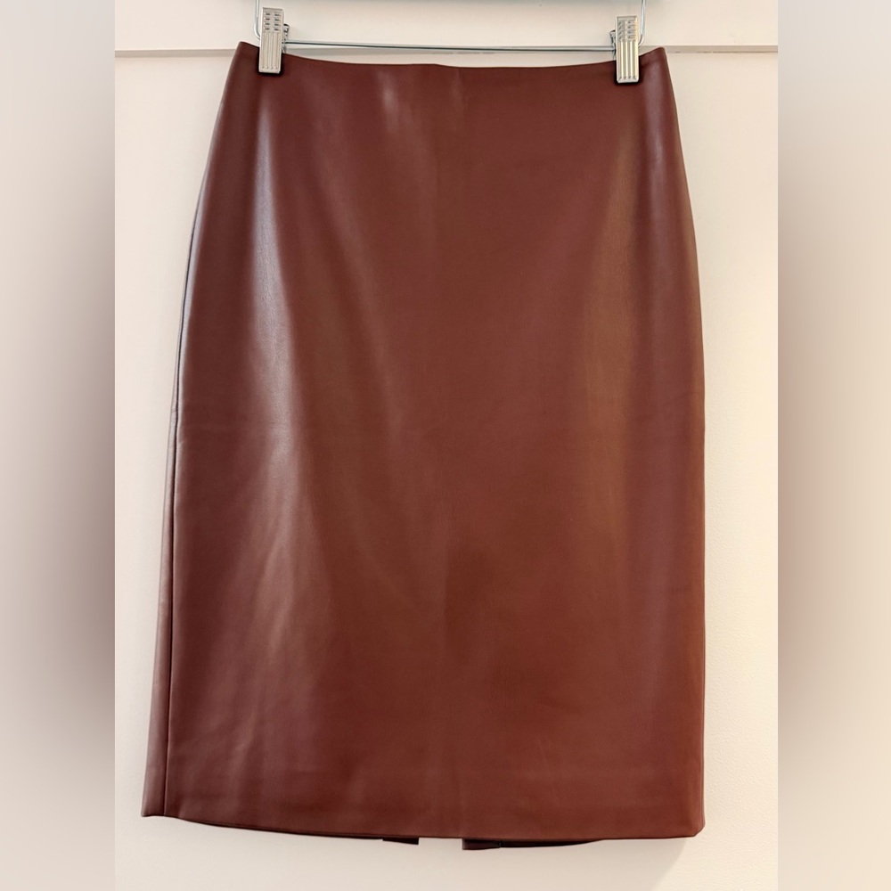 Theory Faux Leather Skirt in Cognac Color - Size 0- Brand New